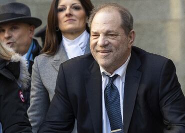 Abogados de Weinstein piden piedad tras su “histórica” caída