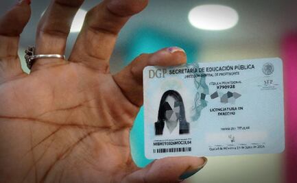 Cae falsificador de cédulas profesionales y licencias de conducir en Azcapotzalco