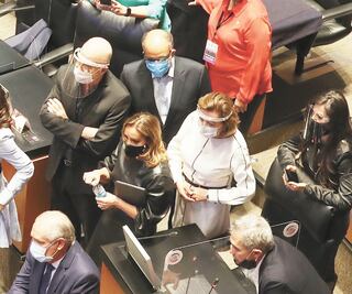 Bloque de la oposición se impone