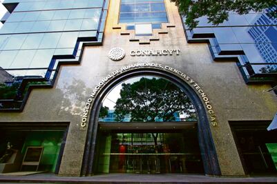 Pagos improcedentes, e incumplimientos en Ciencia y Cultura