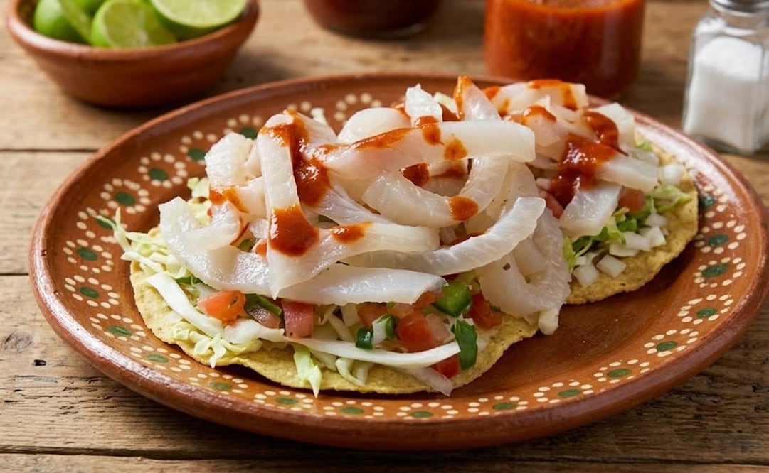 Aprende a preparar unas auténticas Tostadas de cueritos jaliscienses. Foto: Imagen generada con IA