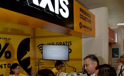 Cofece sanciona a Aeropuerto de Cancún por impedir entrada de nuevas empresas de taxis