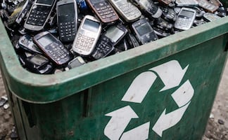 6 formas de reciclar tu celular viejo