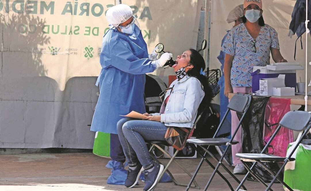 Respecto a la positividad en las pruebas, hasta este miércoles, ha descendido a 6.12%, mientras que hace un mes era de 16%. Foto: Archivo/EL UNIVERSAL