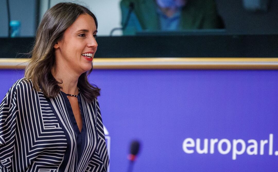 La Ministra de Igualdad de España, Irene Montero, llega para un intercambio de puntos de vista en la Comisión de Derechos de la Mujer e Igualdad de Género sobre las prioridades de la Presidencia española del Consejo Europeo. Foto: EFE