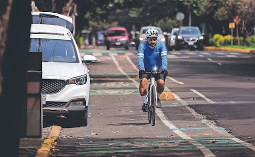 Sin confinamiento, la ciclovía en División del Norte