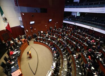En su primer sesión ordinaria, senadores se enfrentan por Insabi