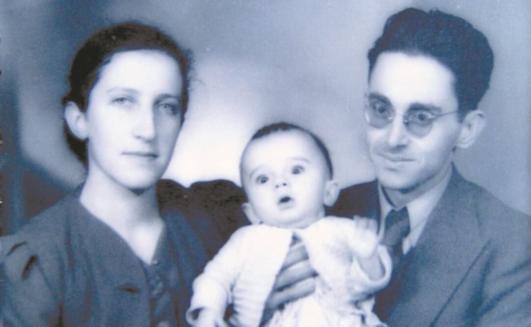 En la imagen el escritor Efrén Hernández con su esposa Beatriz Ponzanelli y su hijo. Foto: Archivo EL UNIVERSAL