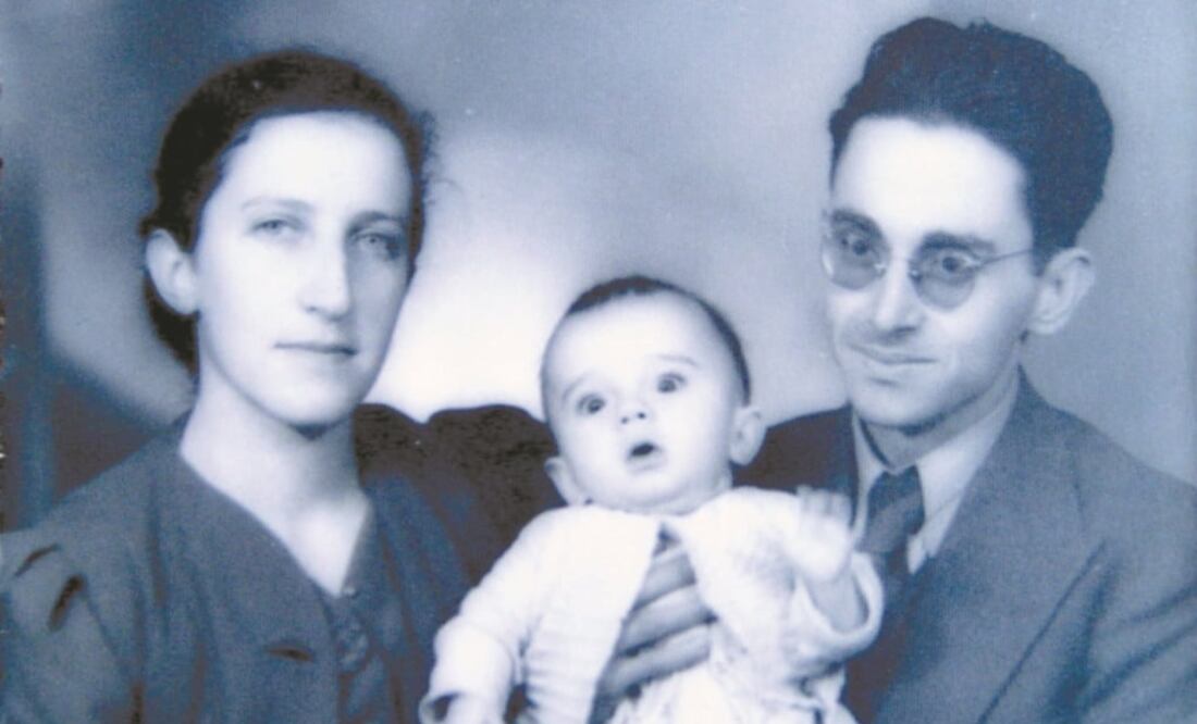 En la imagen el escritor Efrén Hernández con su esposa Beatriz Ponzanelli y su hijo. Foto: Archivo EL UNIVERSAL