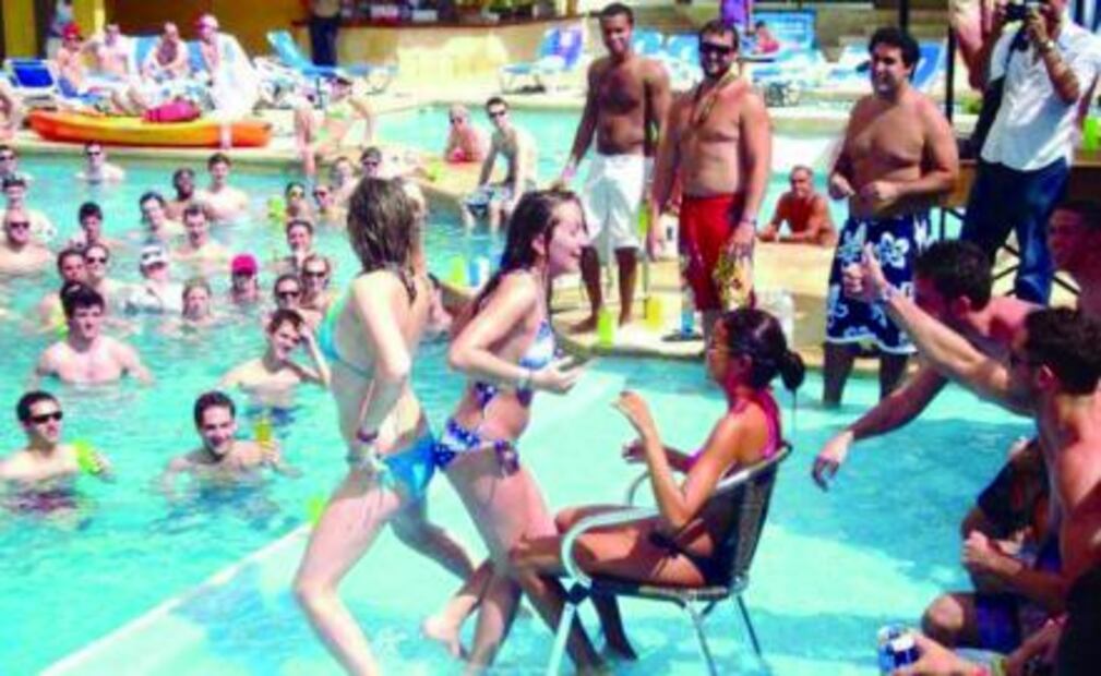 El Foco. Al joven Mark le vieron la feis los cuates de Trump y ahora pierde muchos likes