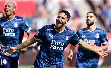 Santiago Giménez se luce con doblete en la goleada del Feyenoord al Utrecht