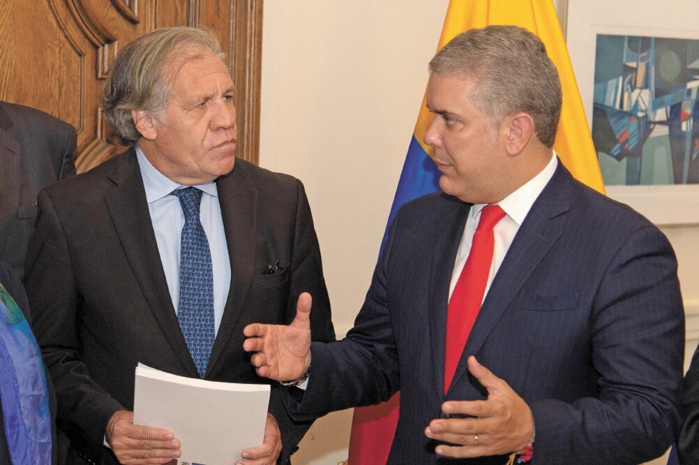 El secretario general de la OEA, Luis Almagro, y el presidente de Colombia, Iván Duque, en Washington. Foto: REUTERS