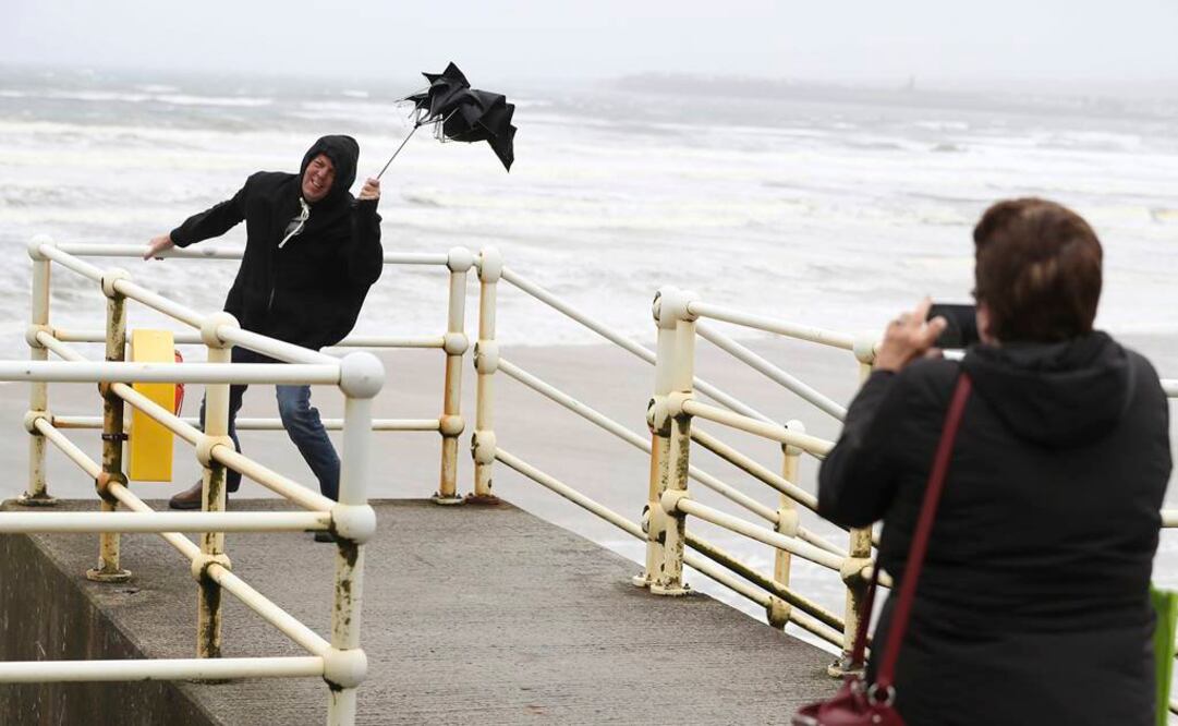 Lorenzo de antemano azotó la Isla de Man en el mar de Irlanda (Foto: AP)