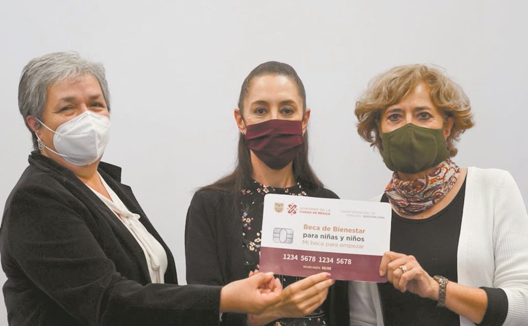 Las autoridades dieron a conocer los avances que se han tenido con Mi Beca para Empezar, que se llamará Beca para el Bienestar, y una vez que inicien las clases presenciales, se hará el cambio de tarjeta. Foto: ESPECIAL