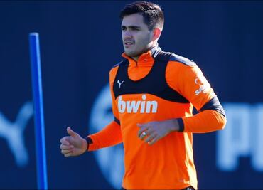 ¿Quién es Maxi Gómez, el posible sustituto de Raúl Jiménez en Wolves?