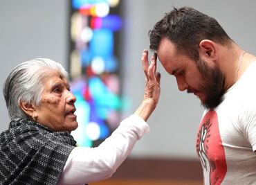 Iglesias en Nuevo León repartirán sobres a fieles para que se autoimpongan la ceniza