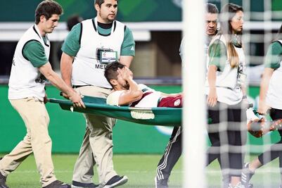 Araujo quedó fuera de Rusia por negligencia médica