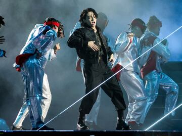 El K-Pop también conquista Qatar, Jungkook de BTS sorprende en la ceremonia inaugural del Mundial