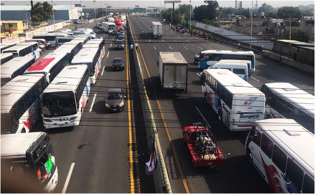 Bloqueo en la México-Pachuca. Foto: Francisco Rodríguez/ EL UNIVERSAL