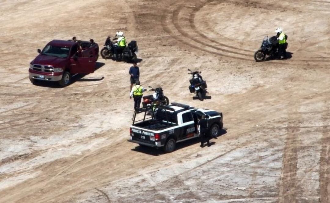 Se dio aviso vía radio a la Central 9, donde se enviaron unidades motorizadas. Foto: Especial