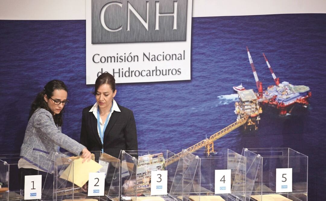 En junio de 2016, Pemex presentó solicitudes de posible afectación por 68 mil 391 millones 775 miles de pesos por campos no otorgados de la Ronda 1. Foto: ARCHIVO EL UNIVERSAL