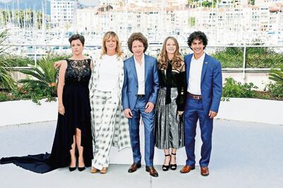 Un drama y una comedia se dividen los Canacine