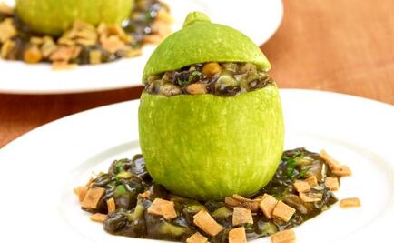 #RECETA Chilacayotes rellenos de huitlacoche vegetarianos