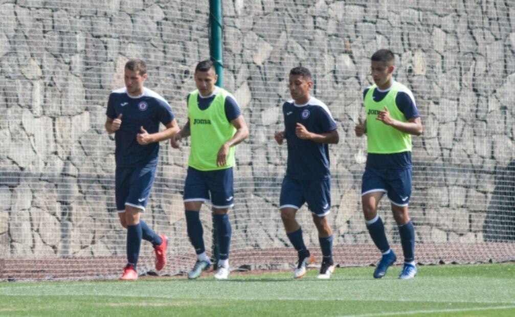 Hay que voltear a la cantera de Cruz Azul: 'Cata' Domínguez