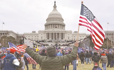Detienen a hombre que irrumpió en el Capitolio y llamó a asesinar a representante demócrata