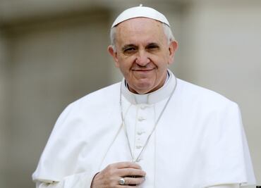 Papa busca con mensajes directos mantener cercanía con los “millennials”