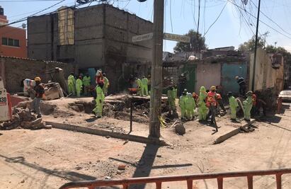 Sigue remoción de escombros a cuatro días de explosión en la colonia Pensil 