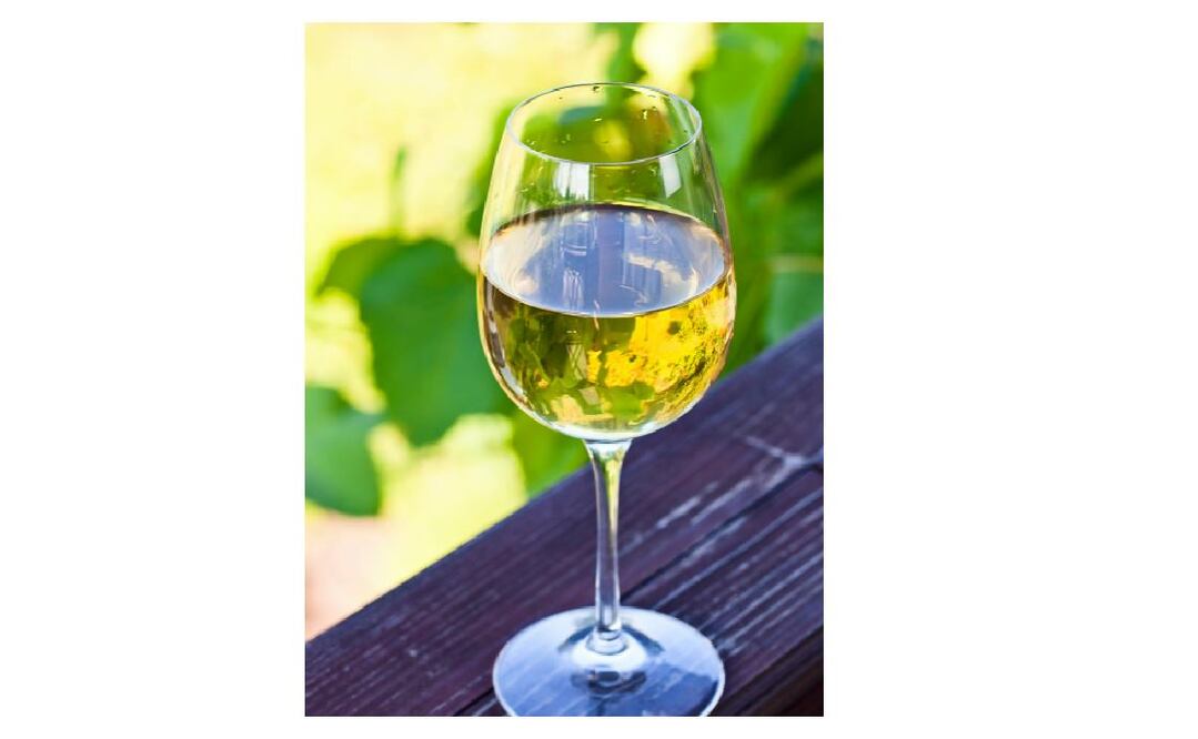 Así se marida con vino blanco