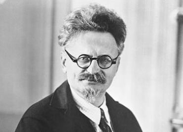 León Trotsky y Sabina Berman, en un día como hoy