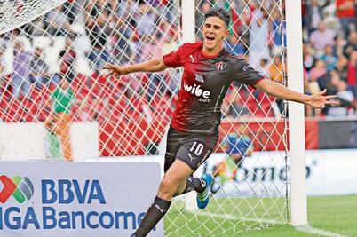 Atlas se despabila con los Rayados