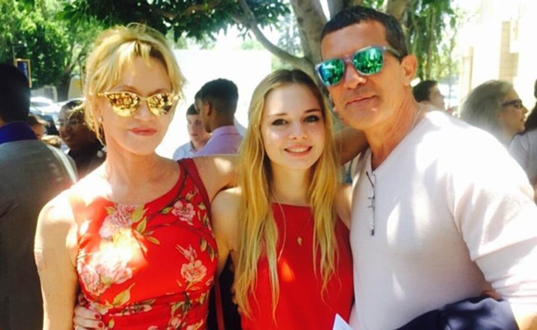 Posaron junto a su hija Stella  Foto:Instagram de Melanie Griffith