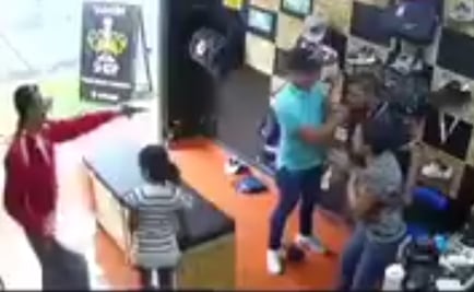 Difunden video de asalto en tienda de artículos deportivos de Guadalajara 