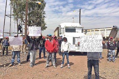 Bloquean acceso a terrenos del NAICM