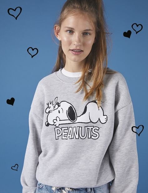 Snoopy regresa a Bershka con esta colección de Peanuts