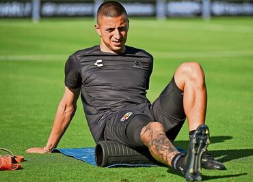 Las nuevas Chivas ilusionan al Piojo Alvarado; está convencido de que volverán a los primeros planos