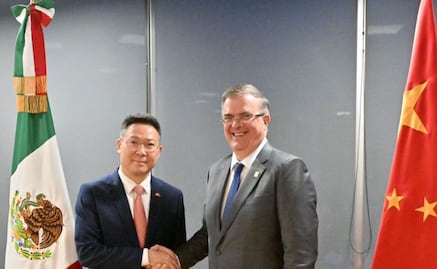 Por aranceles de México a China, Ebrard se reúne con embajador del país asiático