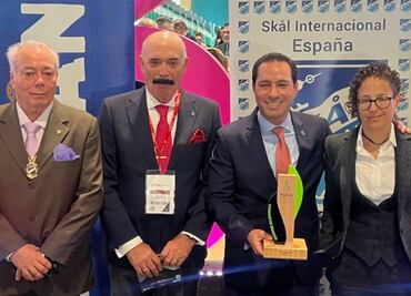 Gobernador Mauricio Vila recibe en España premio “Biodiversidad y Naturaleza” para Yucatán