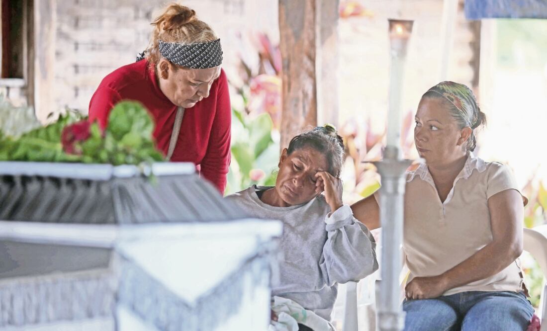 En el Puente Ixtapilla elementos del 65 Batallón usaron de manera ilegítima armas letales en agravio de pobladores, entre los cuales murió un niño. (ARCHIVO EL UNIVERSAL)