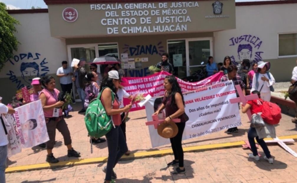 Familiares de víctimas de feminicidio marchan y exigen justicia en Edomex