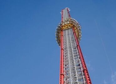 VIDEO. Joven muere al caer de una atracción en parque de Orlando en EU