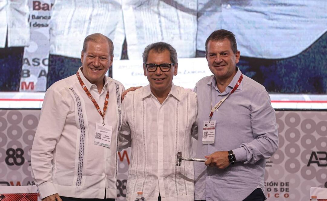 Emilio Romano Mussali toma posesión como presidente de la Asociación de Bancos de México durante la clausura de la 88 edición de la Convención Bancaria. (09/05/25) Foto: Gabriel Pano/El Universal