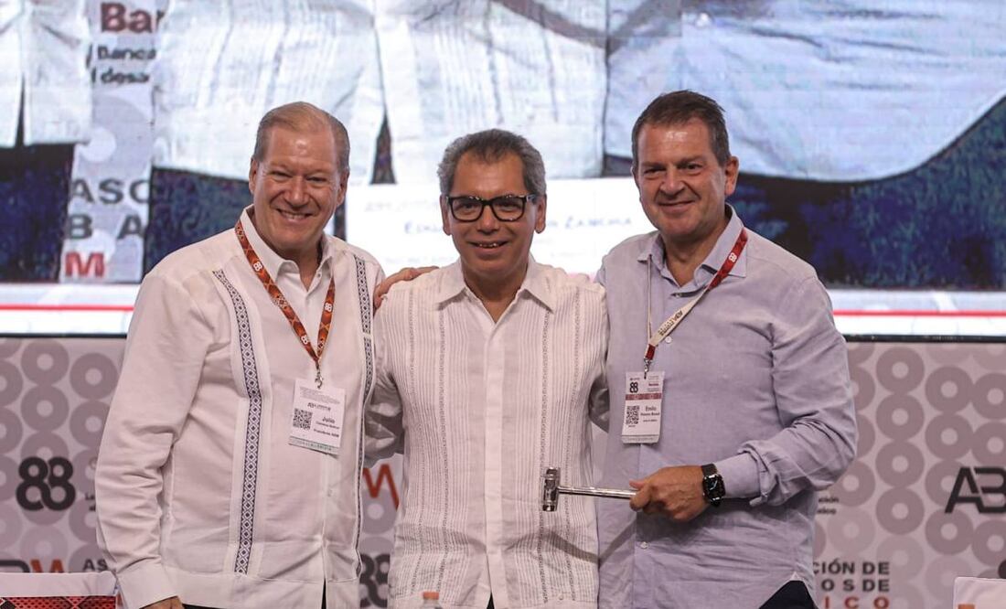 Emilio Romano Mussali toma posesión como presidente de la Asociación de Bancos de México durante la clausura de la 88 edición de la Convención Bancaria. (09/05/25) Foto: Gabriel Pano/El Universal