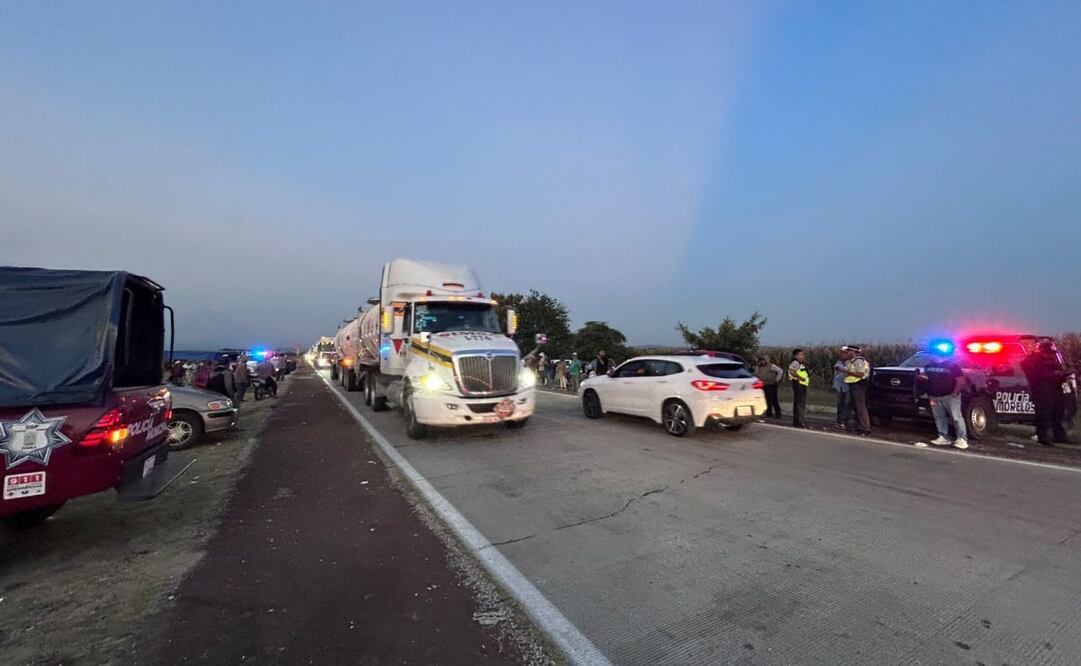 Productores de maíz en Morelos aceptan propuesta gubernamental y retiran bloqueo en autopista Siglo XXI (30/10/2025). Foto: Especial
