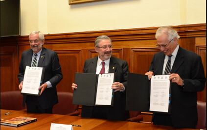 UNAM y Corte otorgarán becas a estudiantes de excelencia
