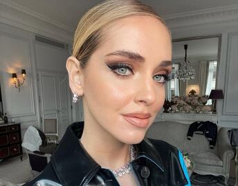 Chiara Ferragni luce el catsuit animal print más atrevido y sensual en París 
