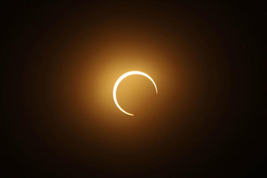951619_boda_eclipse_solar_anular-1_web.jpg
